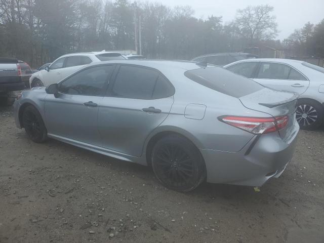 Obraz 2 z 2020 TOYOTA CAMRY SE 2020 z VIN 4T1G11AK4LU318620