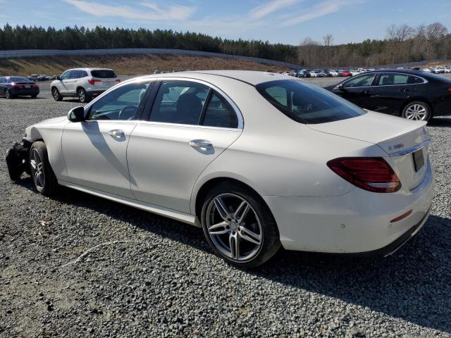 Obraz 2 z 2017 MERCEDES-BENZ E 300 4MATIC 2017 z VIN WDDZF4KB1HA058139