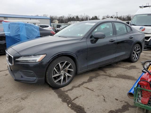 Image 1 of 2019 VOLVO S60 T5 MOMENTUM 2019 with VIN 7JR102FK9KG011910