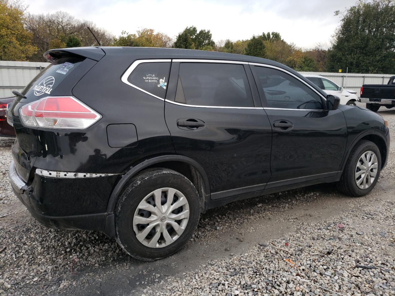 Obraz 3 z 2016 NISSAN ROGUE S 2016 z VIN KNMAT2MT4GP724982