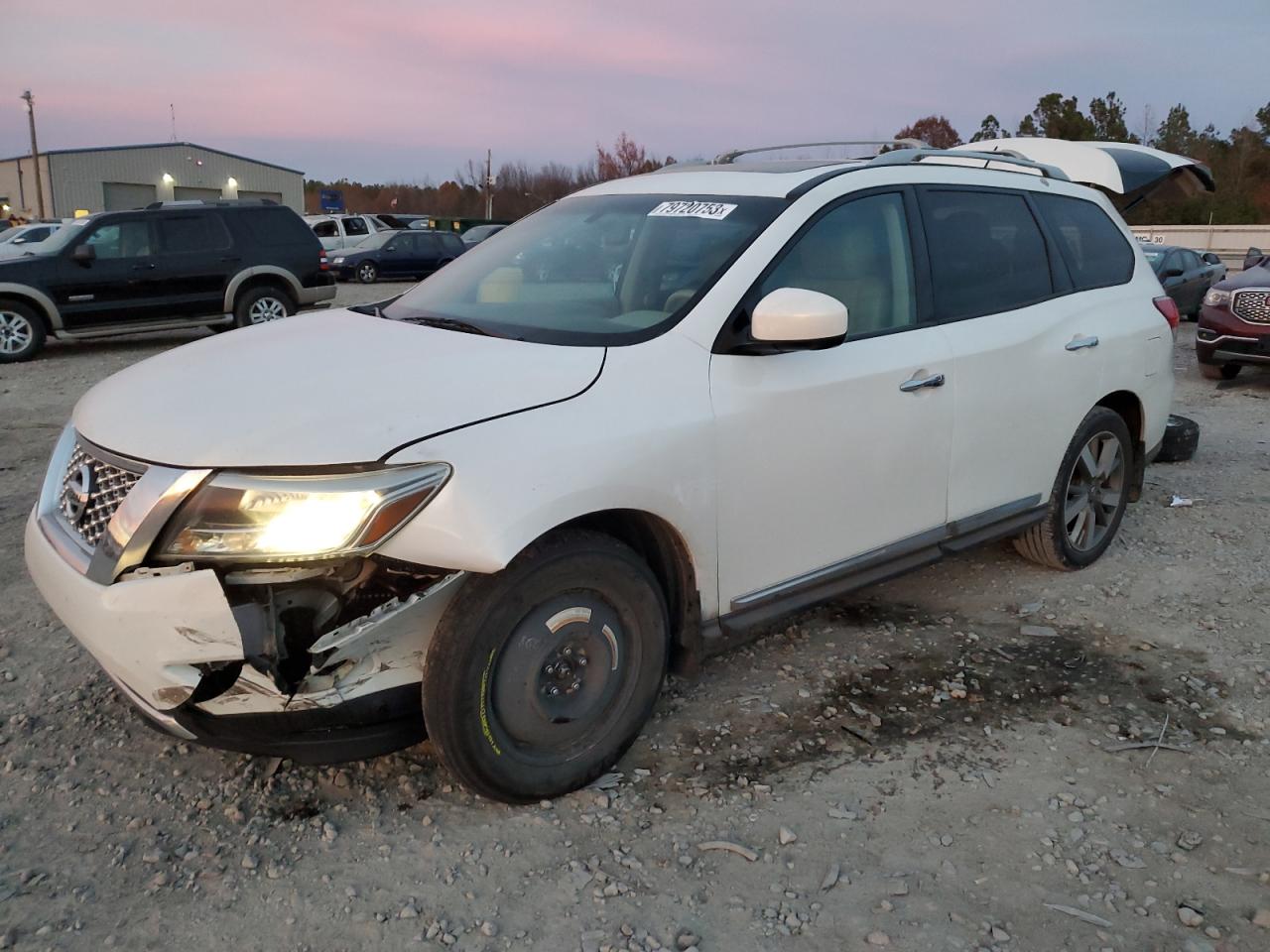 Obraz 2014 NISSAN PATHFINDER S 2014