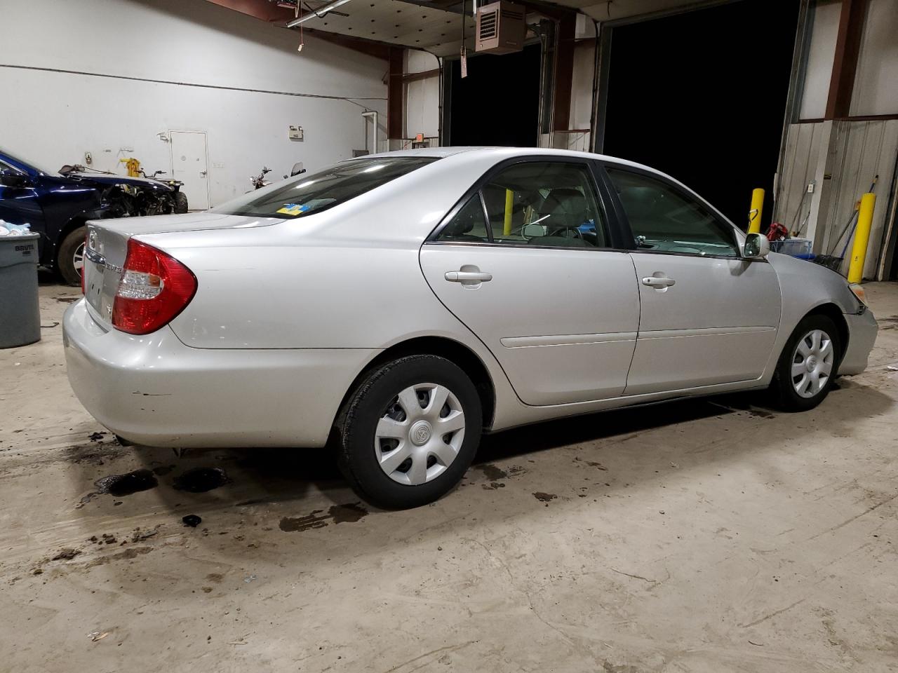 Изображение 3 2003 TOYOTA CAMRY LE 2003 с VIN 4T1BE32KX3U650702