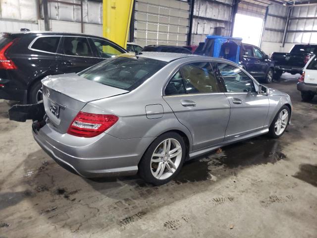 Image 3 of 2013 MERCEDES-BENZ C 250 2013 with VIN WDDGF4HB6DA779369