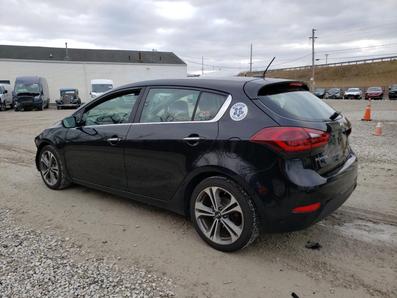 Image 2 of 2016 KIA FORTE EX 2016 with VIN KNAFX5A86G5604394