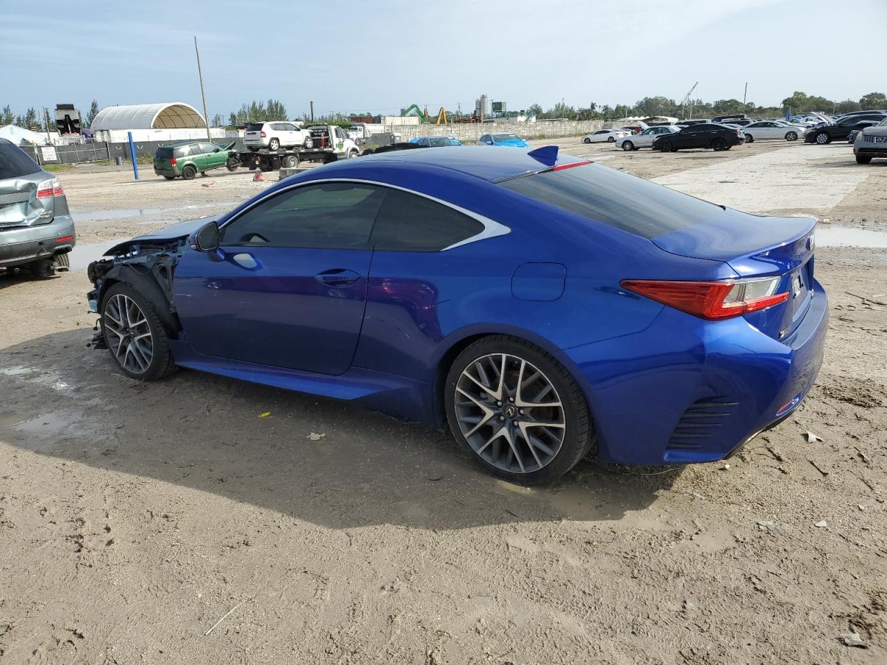 Obraz 2 z 2017 LEXUS RC 200T 2017 z VIN JTHHA5BC9H5005943