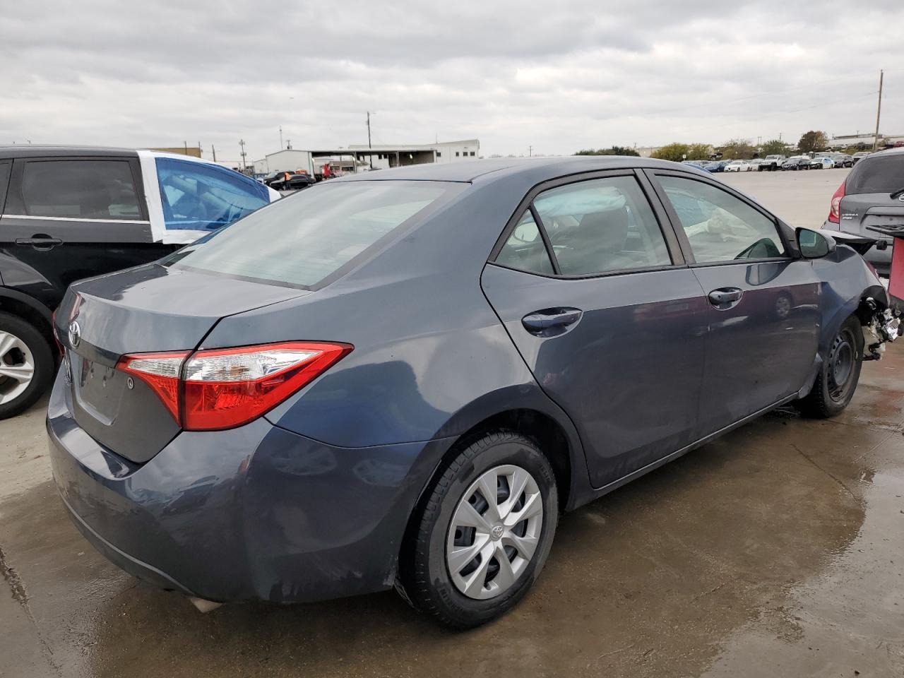 Image 3 of 2014 TOYOTA COROLLA L 2014 with VIN 5YFBURHE6EP102109