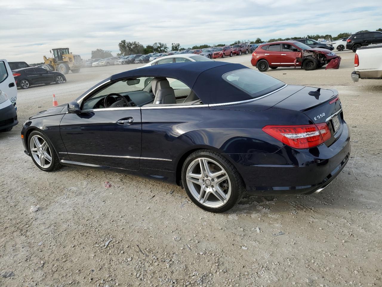 Image 2 of 2011 MERCEDES-BENZ E 550 2011 with VIN WDDKK7CF4BF088441