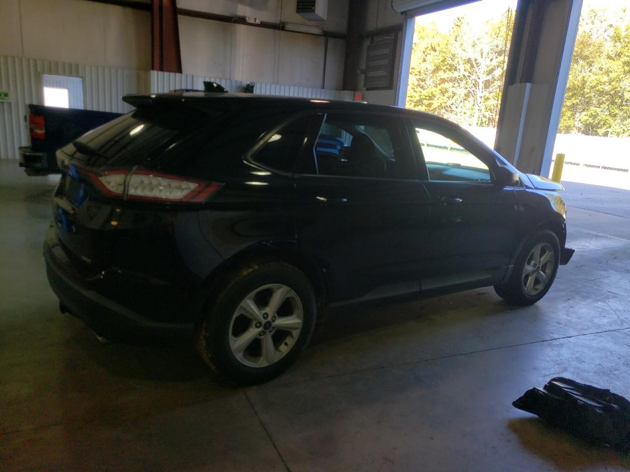 Obraz 3 z 2016 FORD EDGE SE 2016 z VIN 2FMPK4G98GBB43562