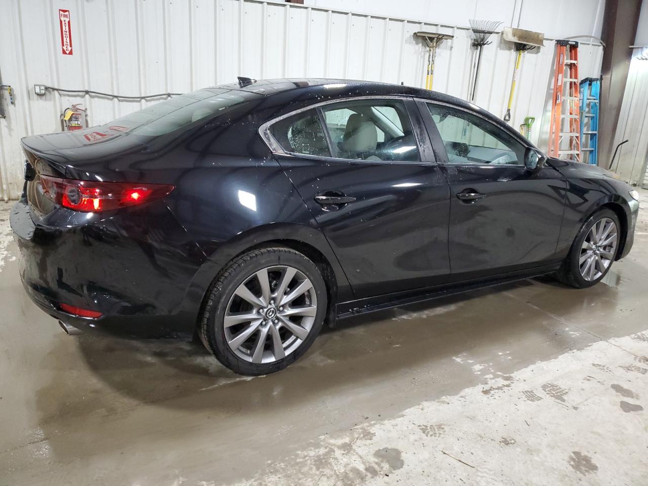 Изображение 3 2019 MAZDA 3 PREFERRED 2019 с VIN 3MZBPADL5KM108836