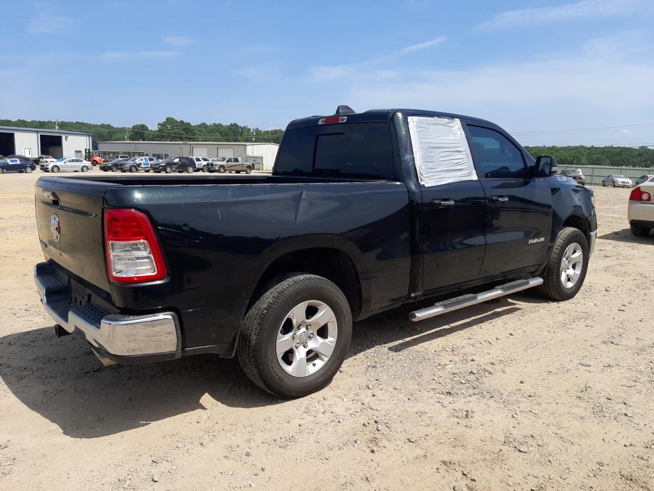 Image 3 of 2019 RAM 1500 BIG HORN/LONE STAR 2019 with VIN 1C6RREBT6KN757497