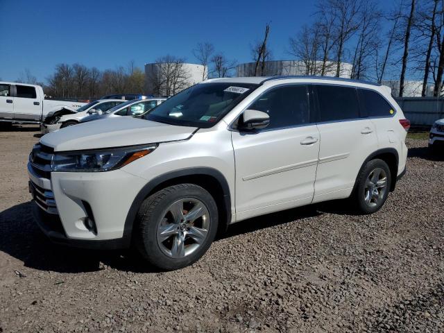 Image 1 of 2018 TOYOTA HIGHLANDER LIMITED 2018 with VIN 5TDDZRFH0JS880821