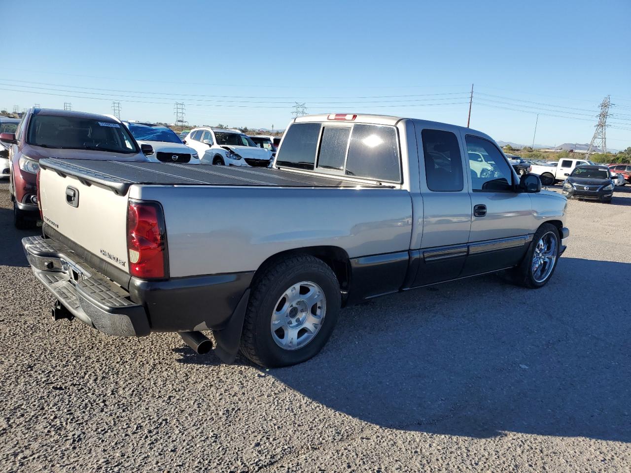 Obraz 3 z 2004 CHEVROLET SILVERADO C1500 2004 z VIN 1GCEC19T54Z342786