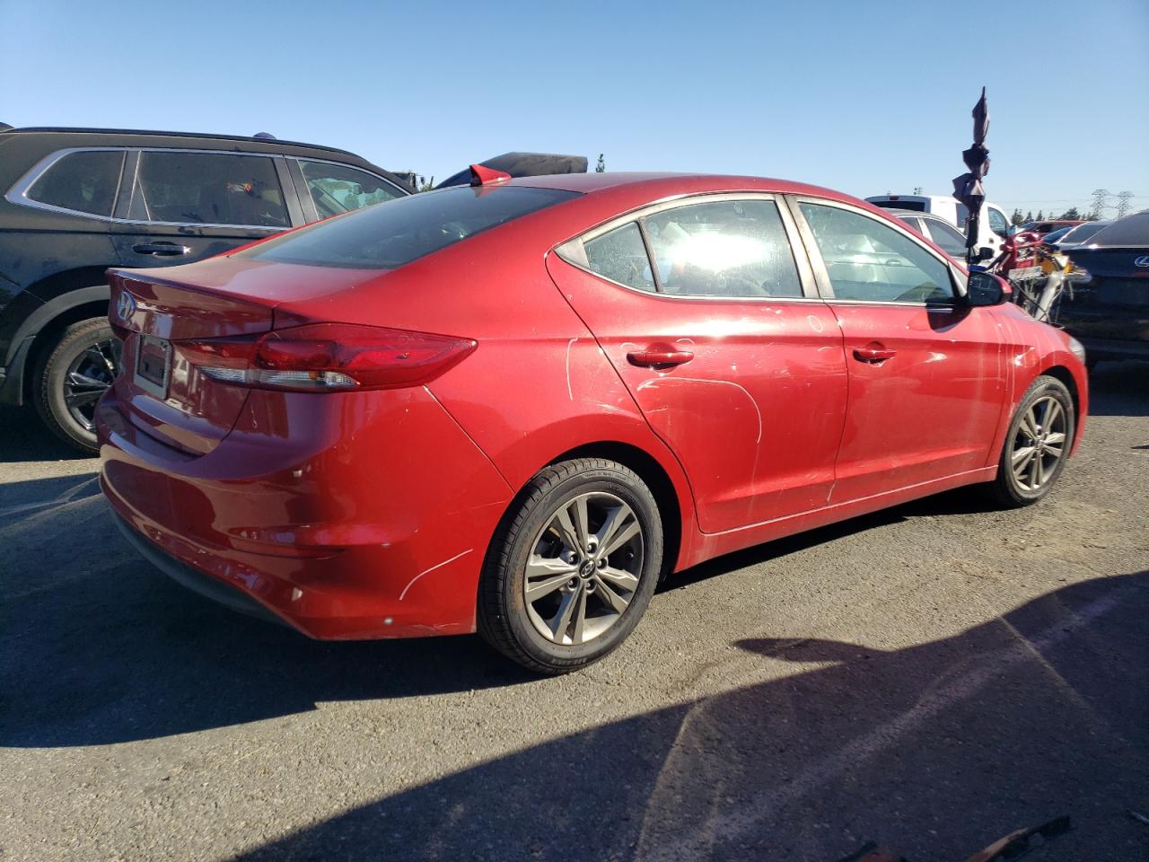 Изображение 3 2018 HYUNDAI ELANTRA SEL 2018 с VIN 5NPD84LF2JH329725