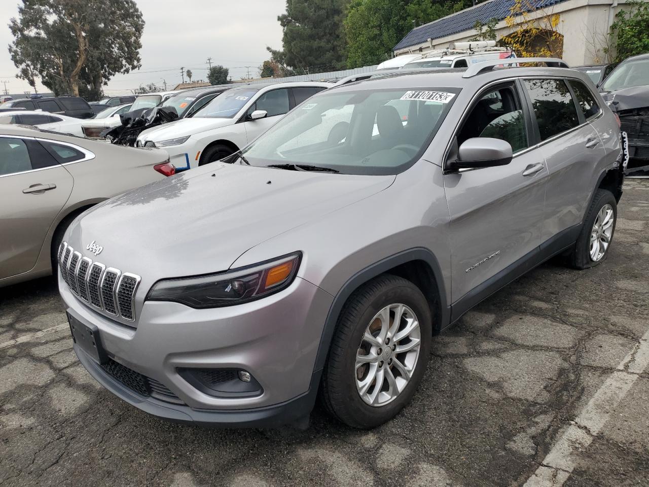 Obraz 2019 JEEP CHEROKEE LATITUDE 2019
