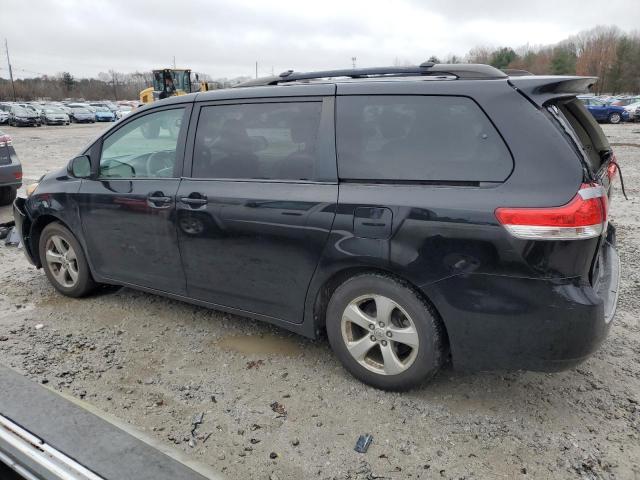 Obraz 2 z 2013 TOYOTA SIENNA LE 2013 z VIN 5TDKK3DCXDS292221