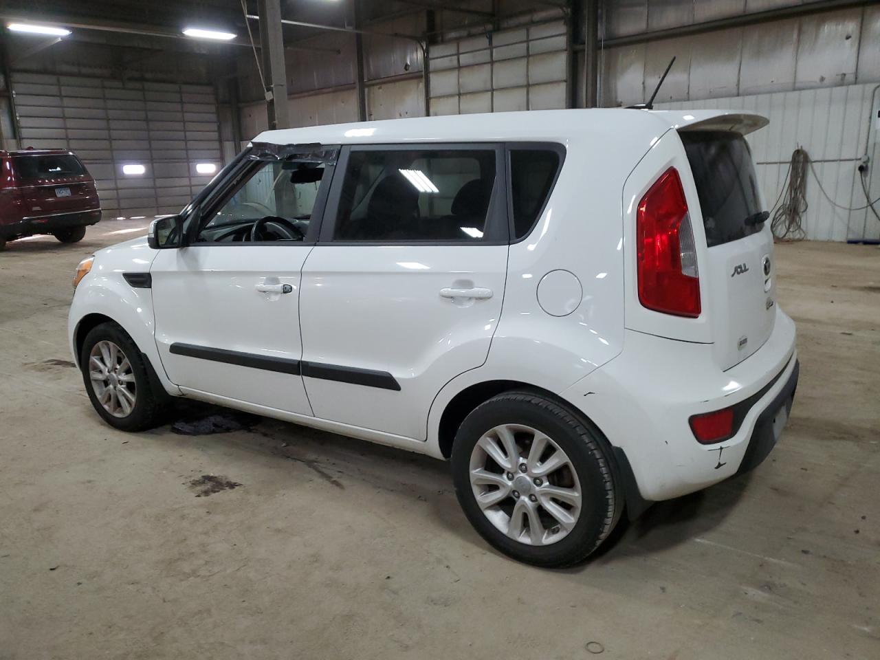 Obraz 2 z 2013 KIA SOUL + 2013 z VIN KNDJT2A62D7547665