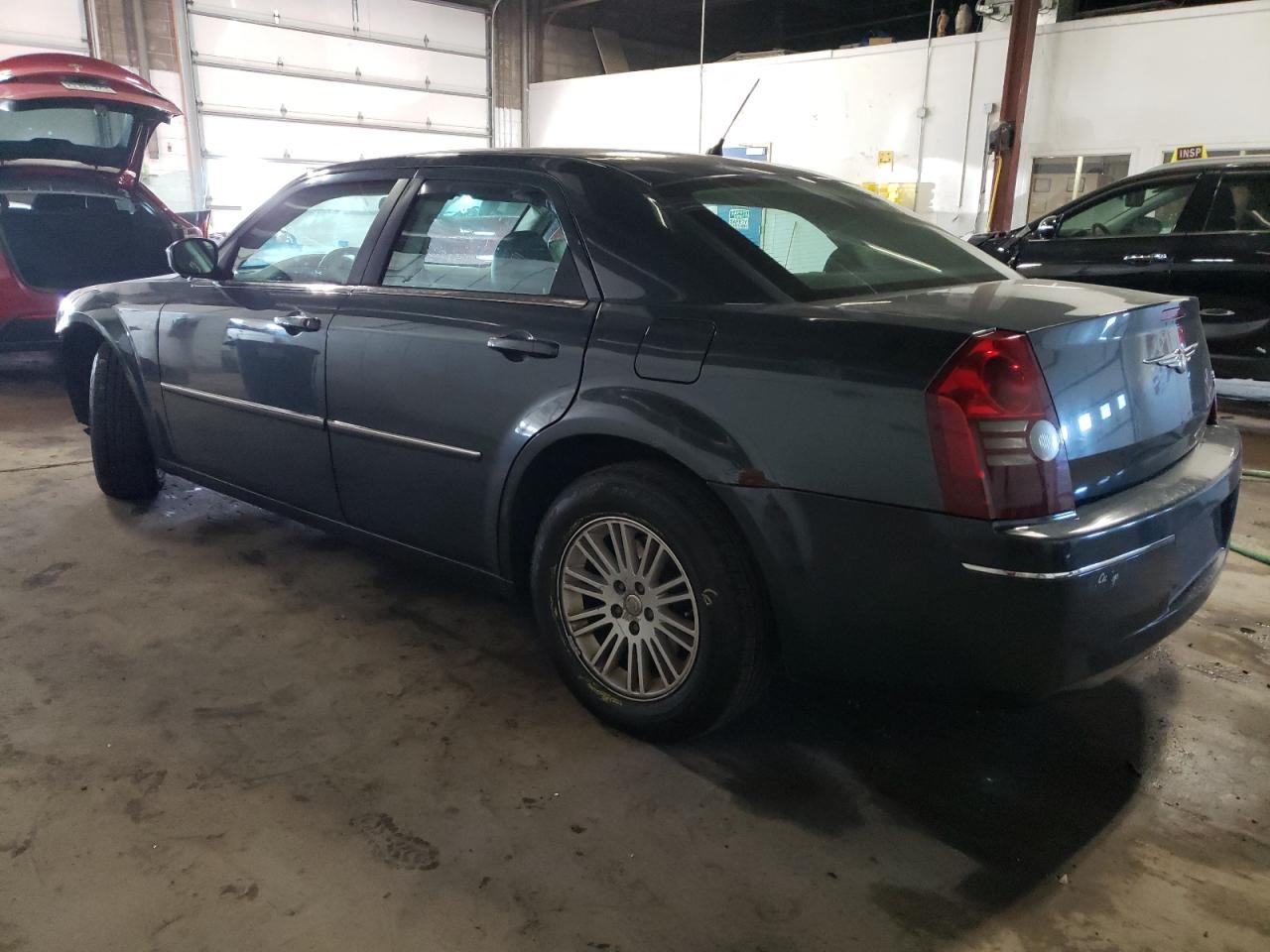 Изображение 2 2008 CHRYSLER 300 TOURING 2008 с VIN 2C3LA53GX8H229121