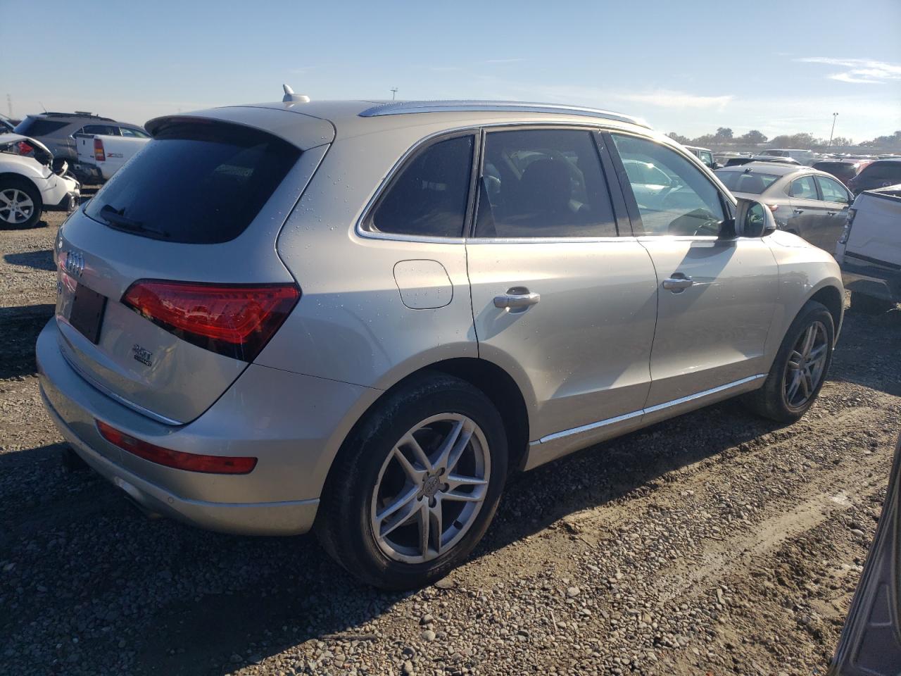 Image 3 of 2016 AUDI Q5 PREMIUM PLUS 2016 with VIN WA1L2AFP8GA109211