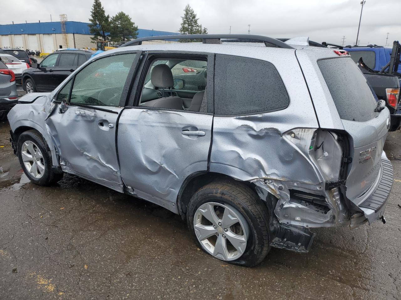Изображение 2 2016 SUBARU FORESTER 2.5I PREMIUM 2016 с VIN JF2SJADC6GH537288