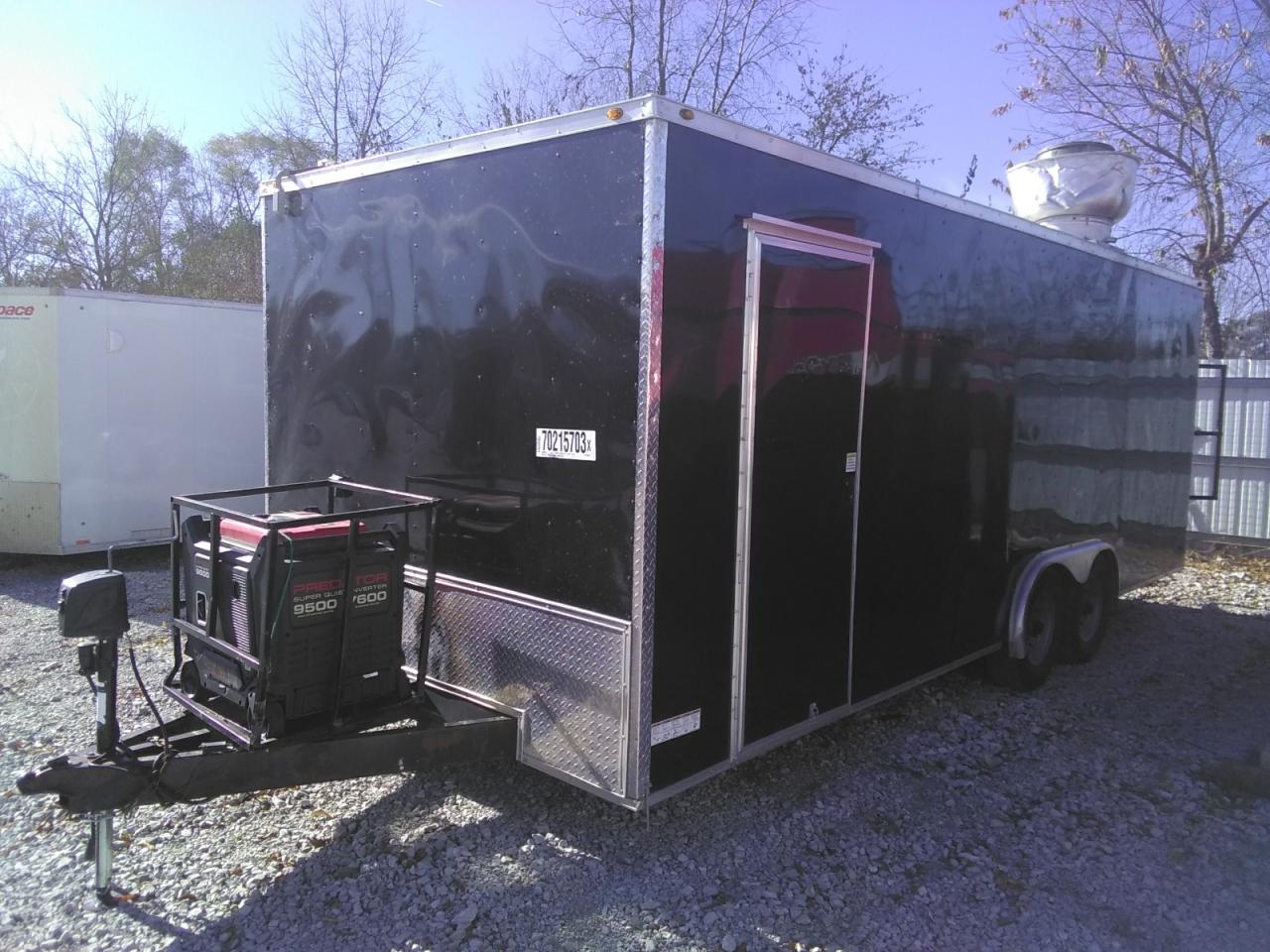 Image 2 of 2022 POWR LINE CARGO 2022 with VIN 1P9BE2225NF849068