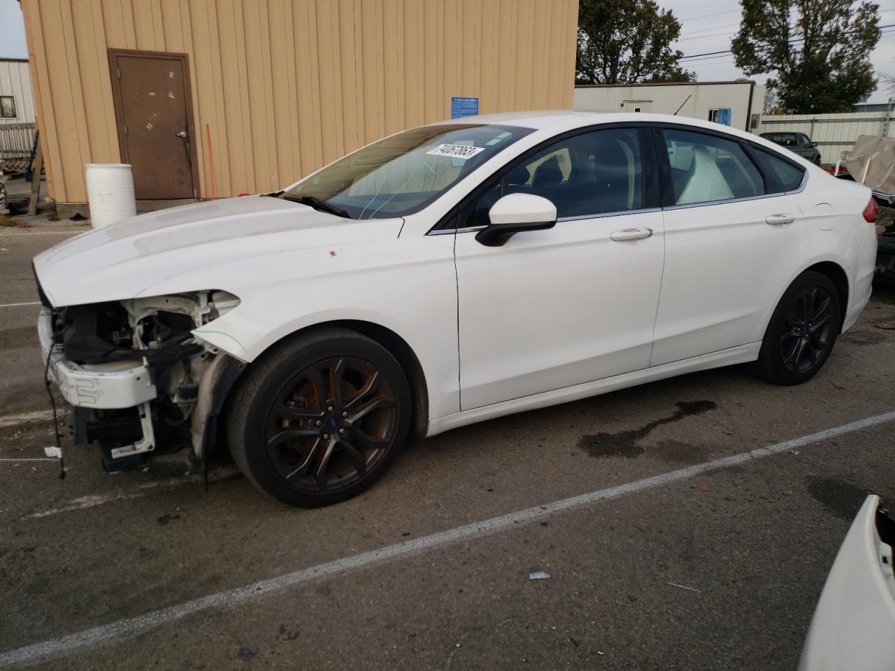 Изображение 1 2018 FORD FUSION S 2018 с VIN 3FA6P0G7XJR135356