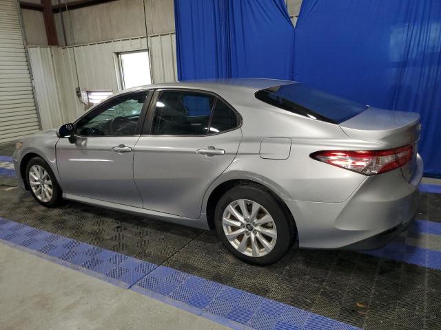 Obraz 2 z 2018 TOYOTA CAMRY L 2018 z VIN 4T1B11HKXJU147398