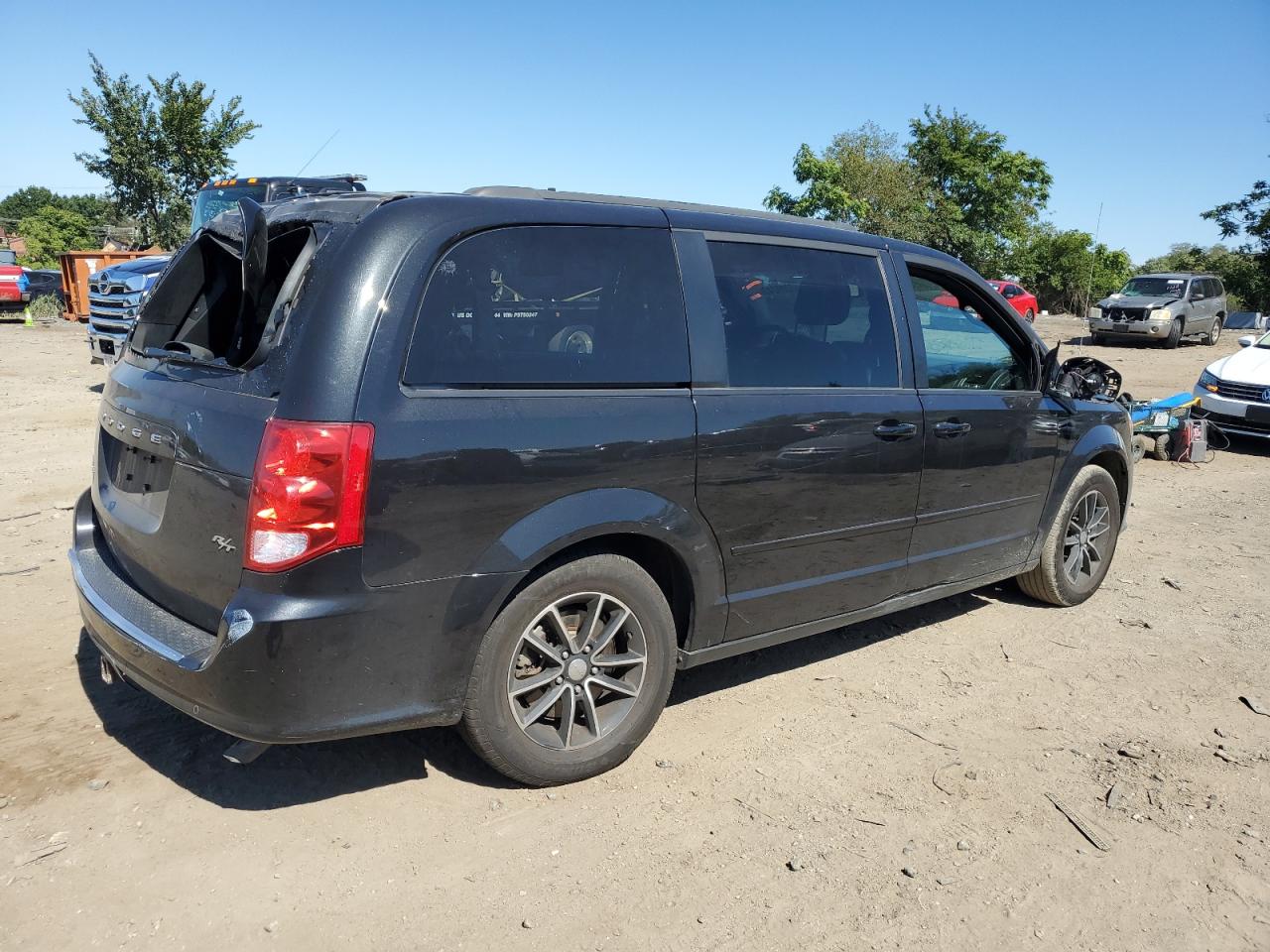 Изображение 3 2015 DODGE GRAND CARAVAN R/T 2015 с VIN 2C4RDGEG4FR670529