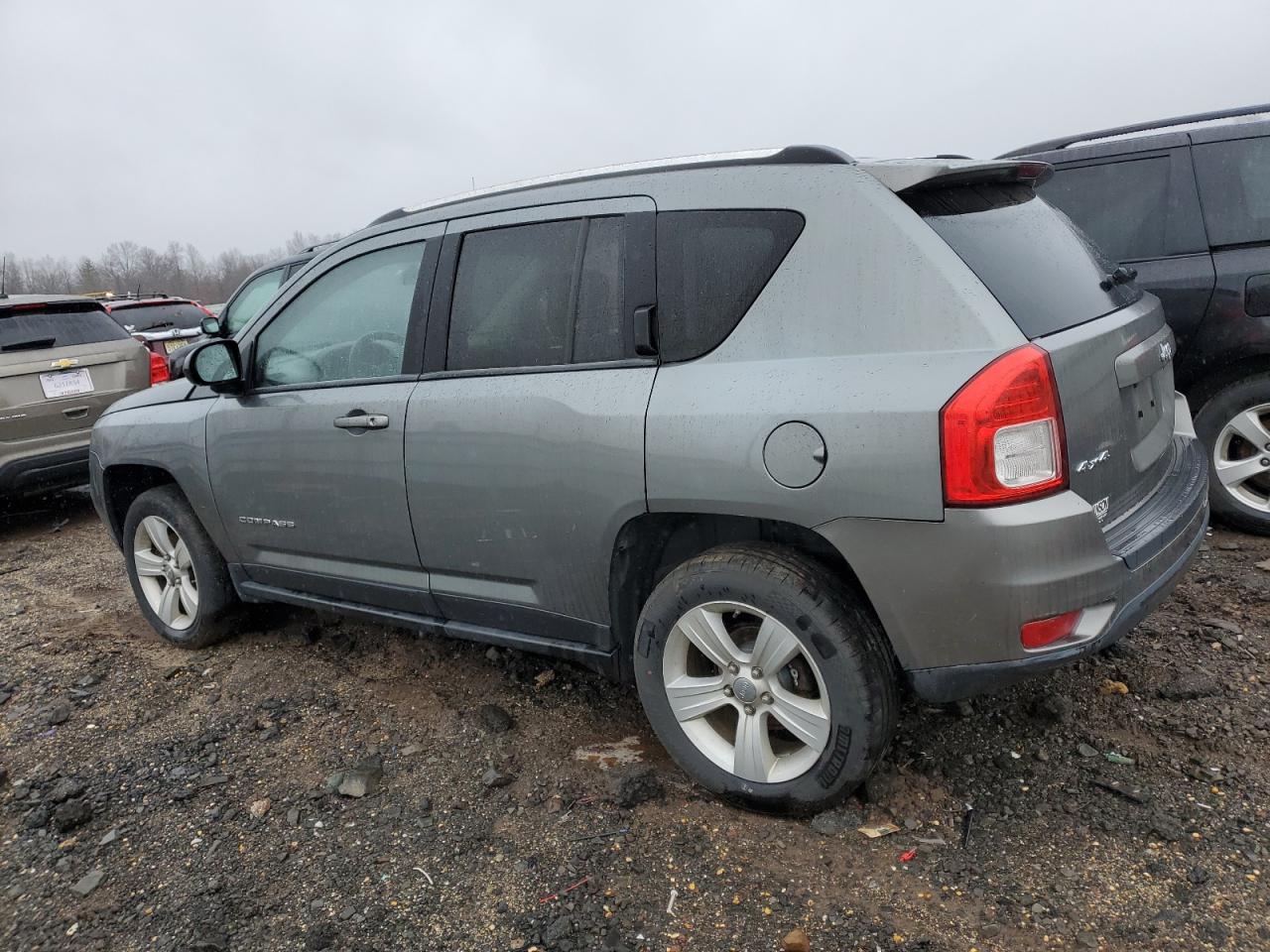 Изображение 2 2011 JEEP COMPASS SPORT 2011 с VIN 1J4NF1FB6BD202009
