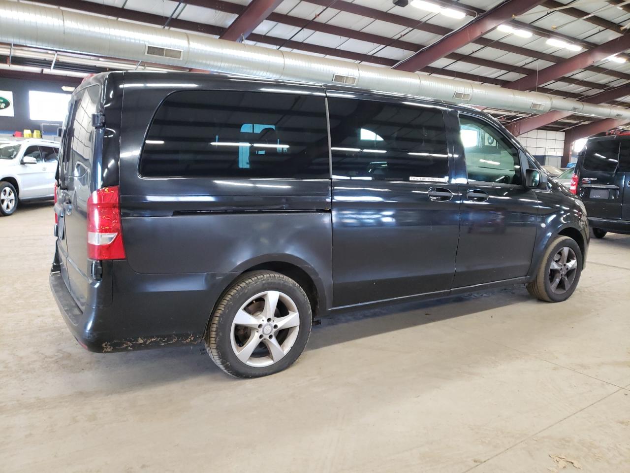 Image 3 of 2017 MERCEDES-BENZ METRIS  2017 with VIN WD4PG2EE1H3331275