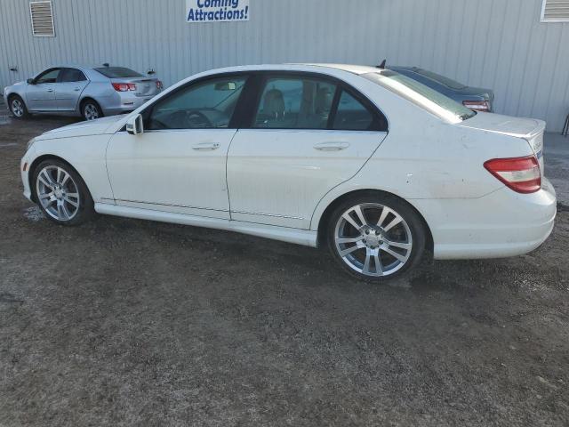 Obraz 2 z 2011 MERCEDES-BENZ C 300 2011 z VIN WDDGF5EB4BF649231