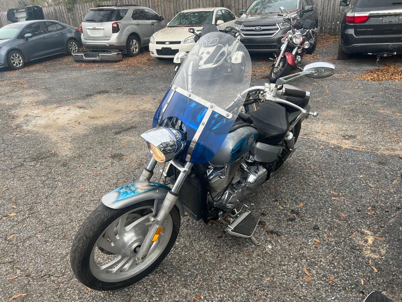 Изображение 2 2004 HONDA VTX1300 C 2004 с VIN 1HFSC55024A002912