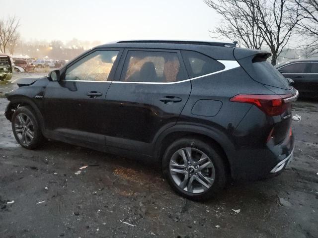 Image 2 of 2021 KIA SELTOS S 2021 with VIN KNDEUCAA0M7162453