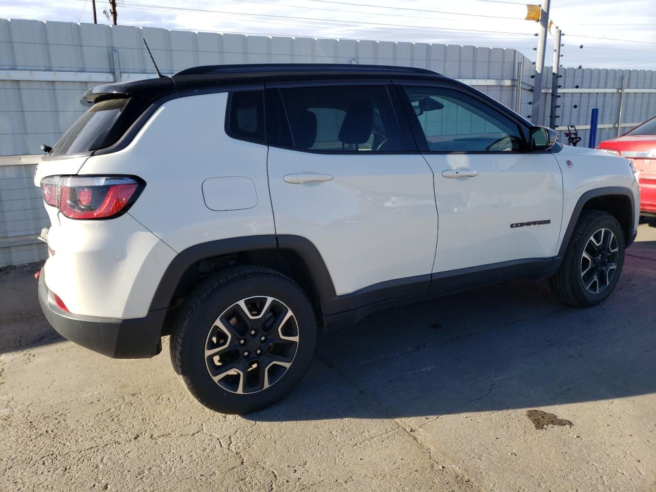 Image 3 of 2020 JEEP COMPASS TRAILHAWK 2020 with VIN 3C4NJDDB7LT159837
