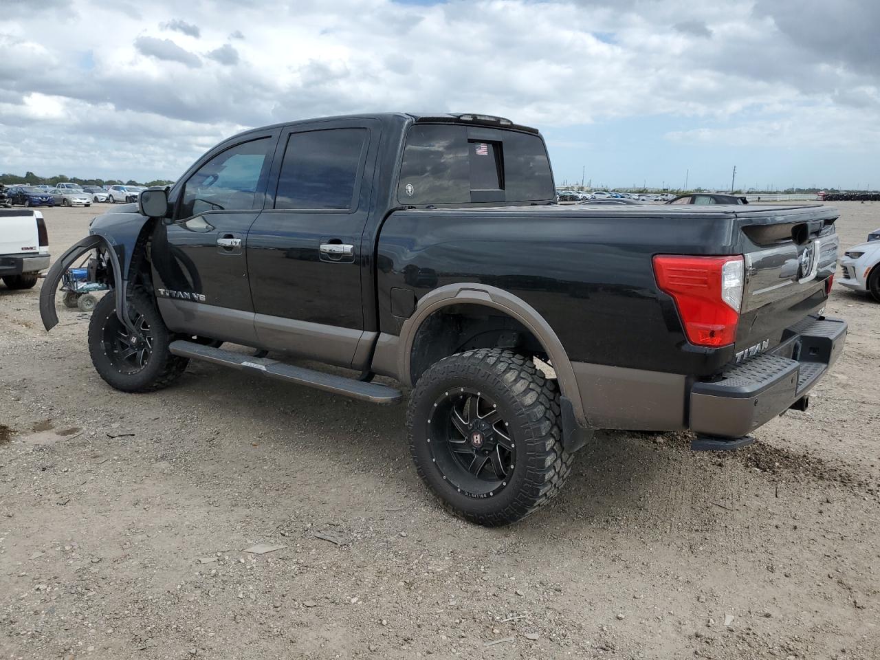 Image 2 of 2018 NISSAN TITAN SV 2018 with VIN 1N6AA1E5XJN550321