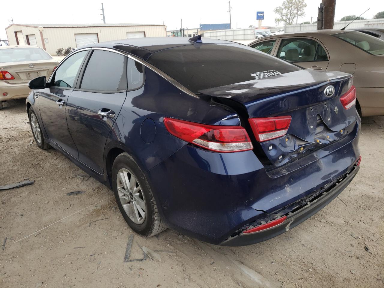 Изображение 2 2018 KIA OPTIMA LX 2018 с VIN 5XXGT4L31JG205524
