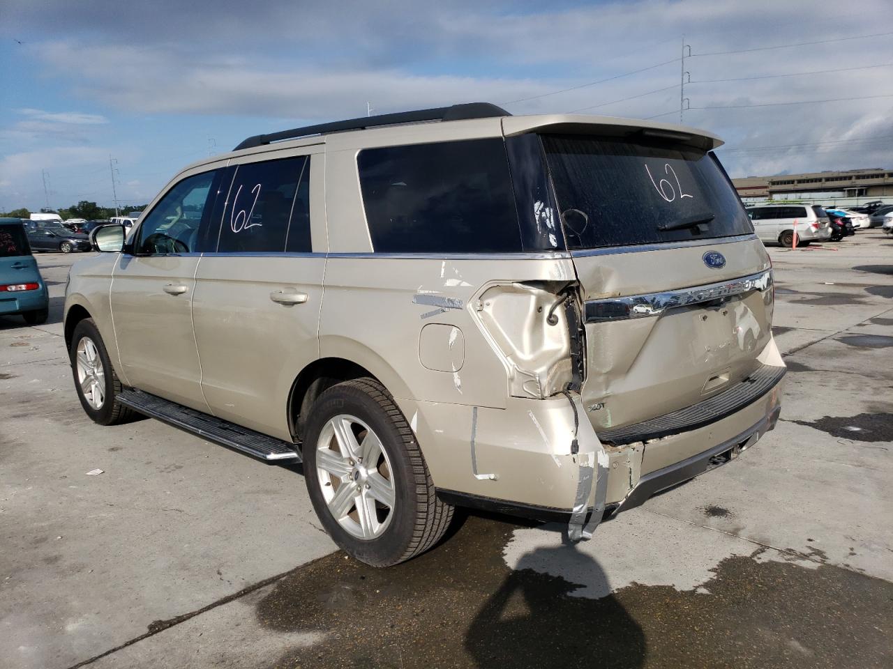 Image 2 of 2018 FORD EXPEDITION XLT 2018 with VIN 1FMJU1HT3JEA12754