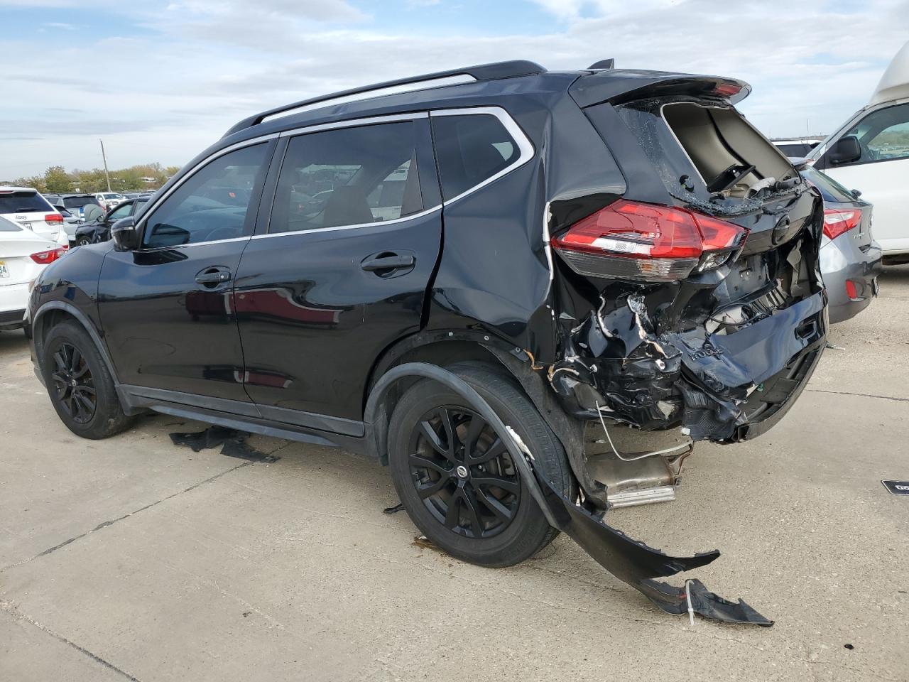 Изображение 2 2017 NISSAN ROGUE S 2017 с VIN KNMAT2MT1HP508590