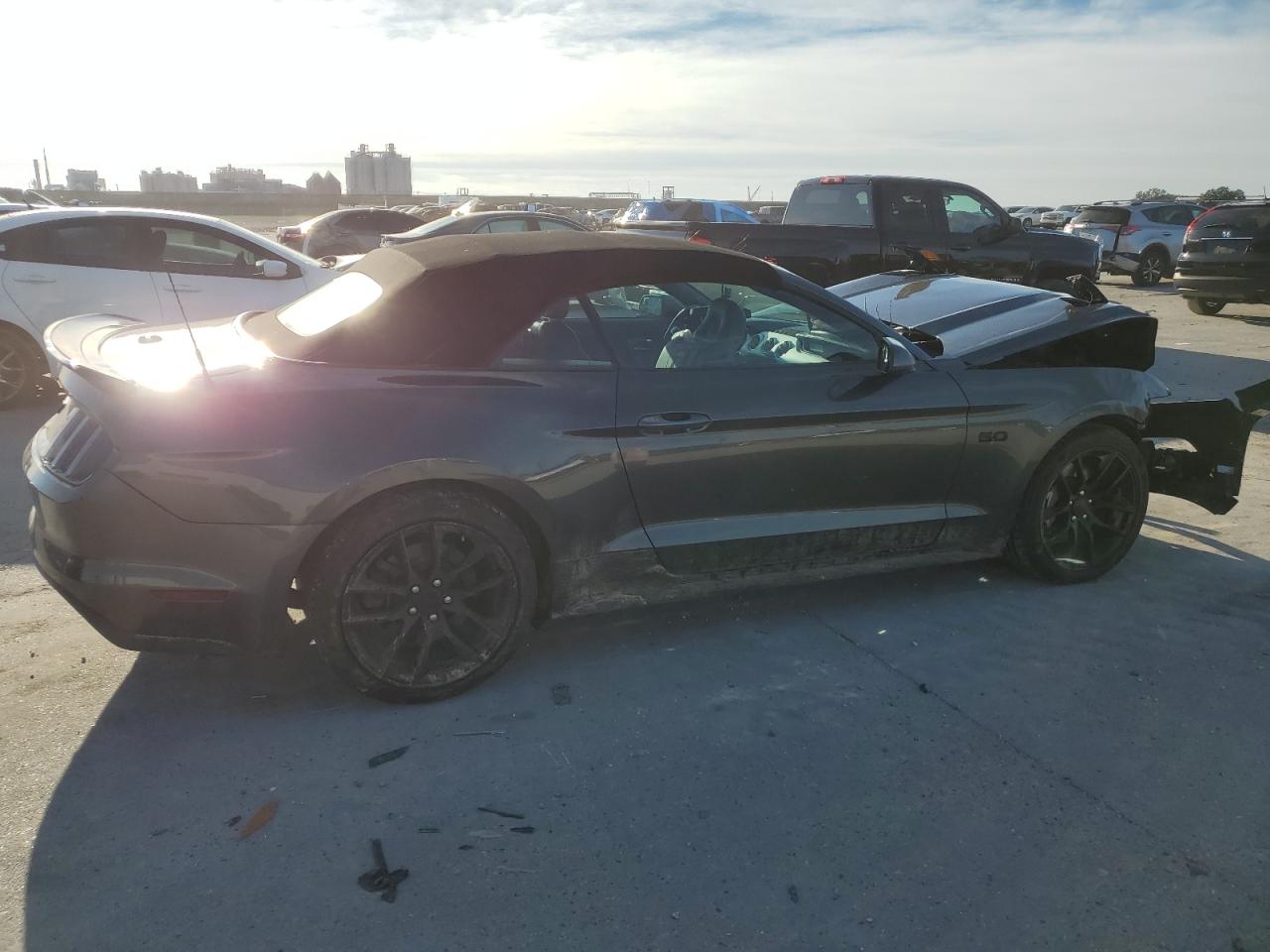 Image 3 of 2017 FORD MUSTANG GT 2017 with VIN 1FATP8FF6H5304876