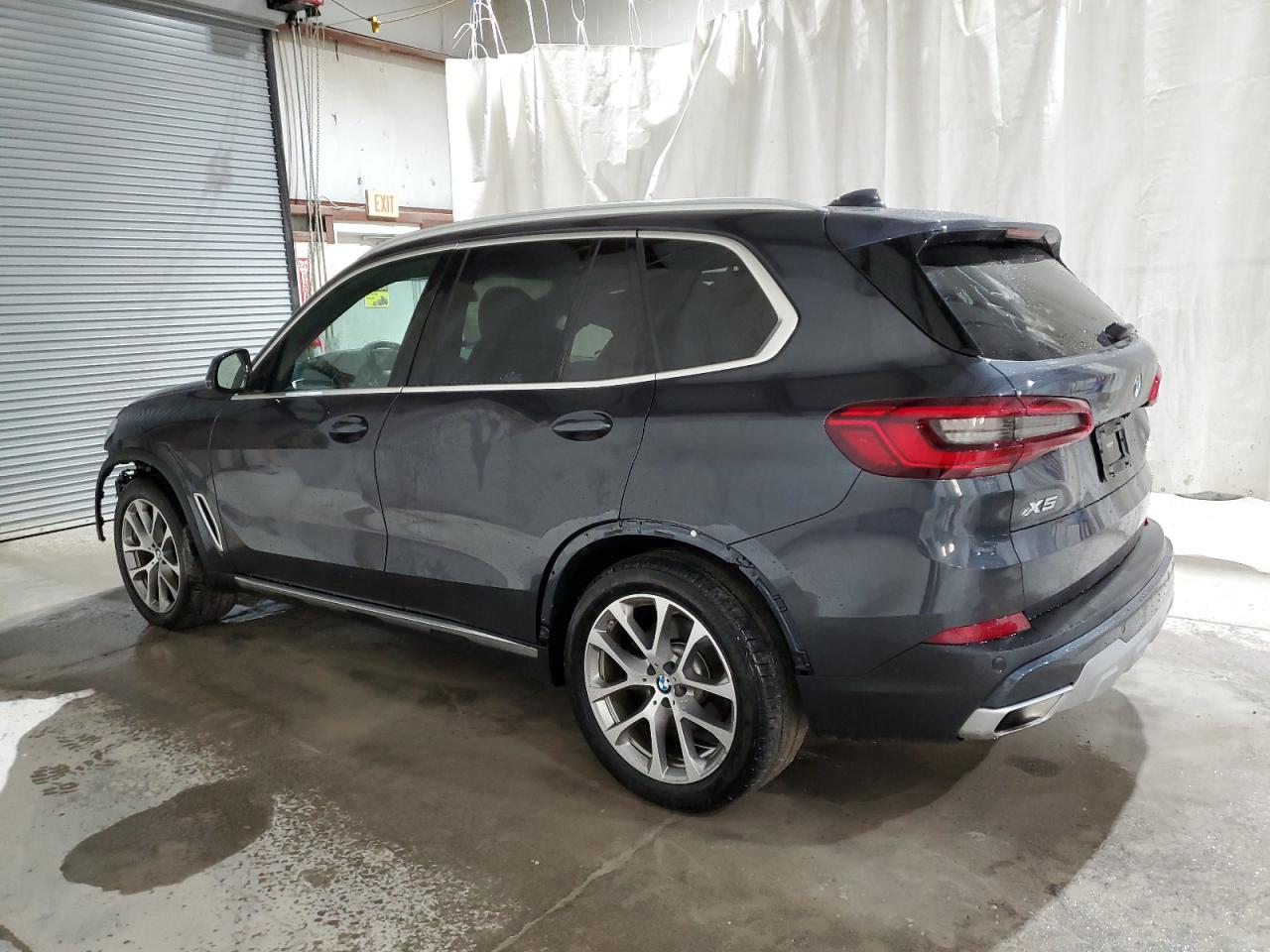 Изображение 2 2020 BMW X5 XDRIVE40I 2020 с VIN 5UXCR6C05LLL66295