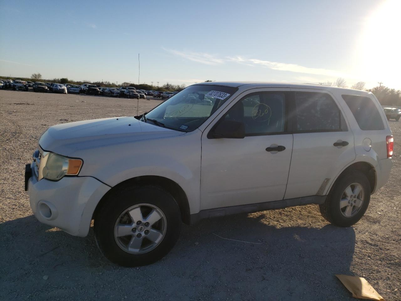 Obraz 2009 FORD ESCAPE XLS 2009