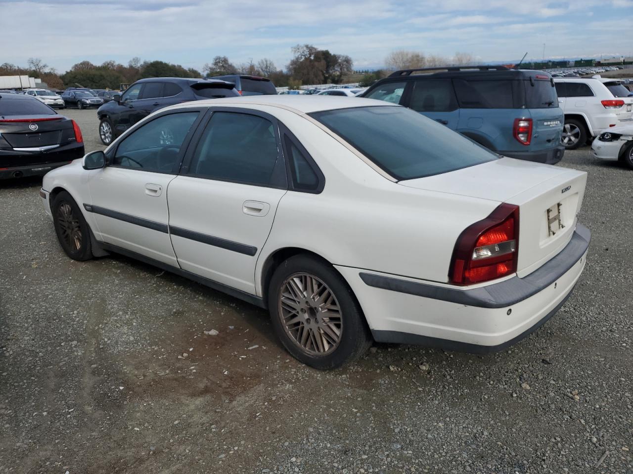 Image 2 of 2000 VOLVO S80 T6 TURBO 2000 with VIN YV1TS90D8Y1134043