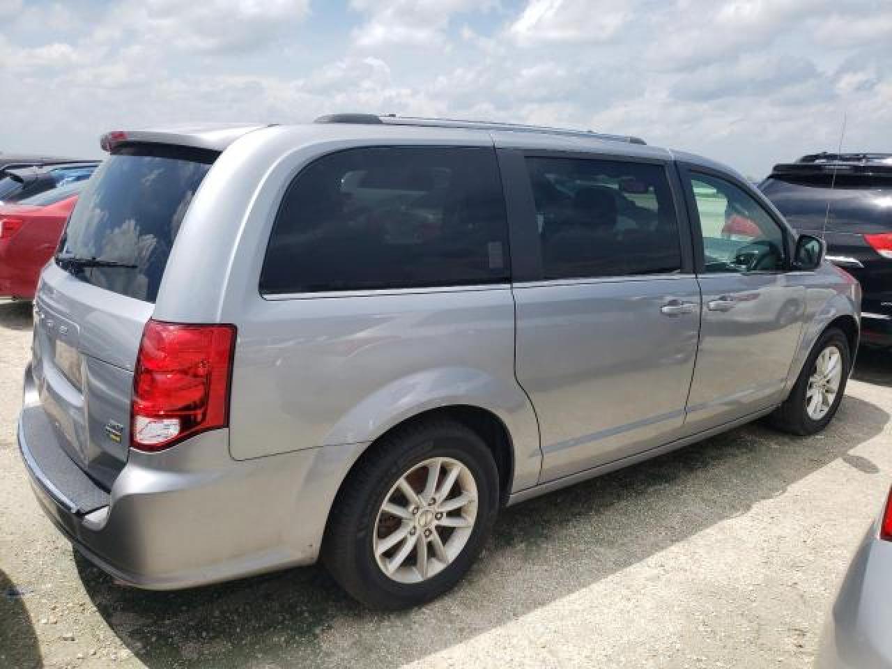 Image 3 of 2019 DODGE GRAND CARAVAN SXT 2019 with VIN 2C4RDGCG6KR565035