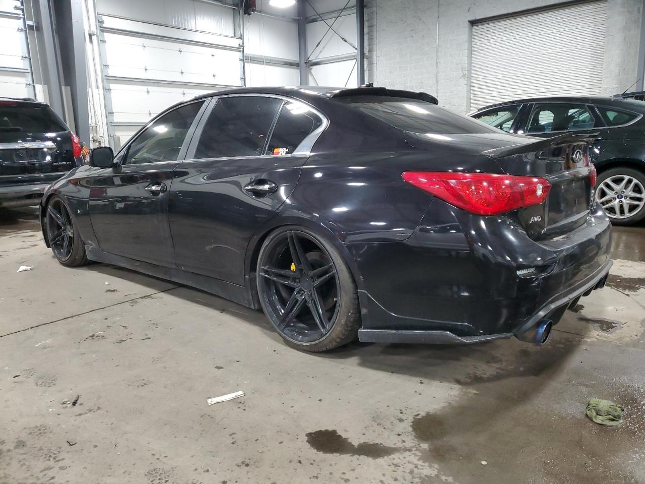 Изображение 2 Infiniti Q50 Base 2014 с VIN JN1BV7ARXEM692805