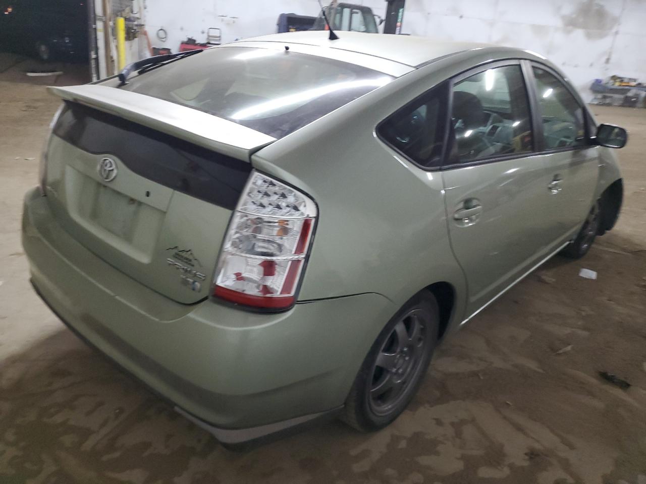 Image 3 of 2008 TOYOTA PRIUS  2008 with VIN JTDKB20U183401746