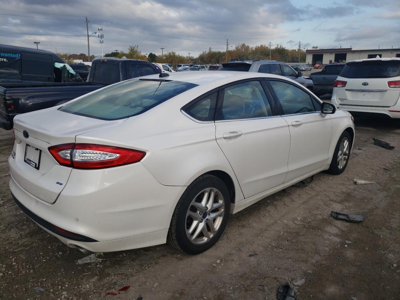 Изображение 3 2015 FORD FUSION SE 2015 с VIN 3FA6P0H79FR273329