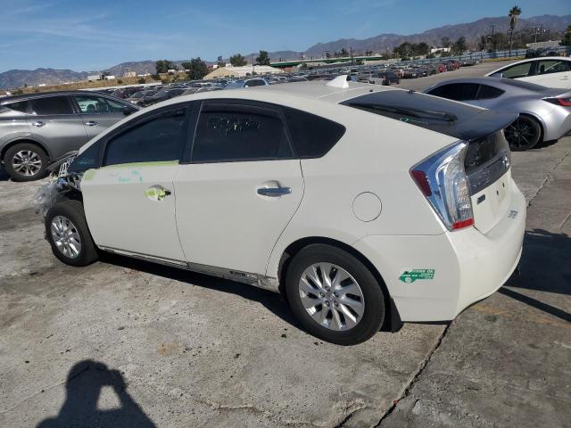 Image 2 of 2015 TOYOTA PRIUS PLUG-IN  2015 with VIN JTDKN3DP1F3067037