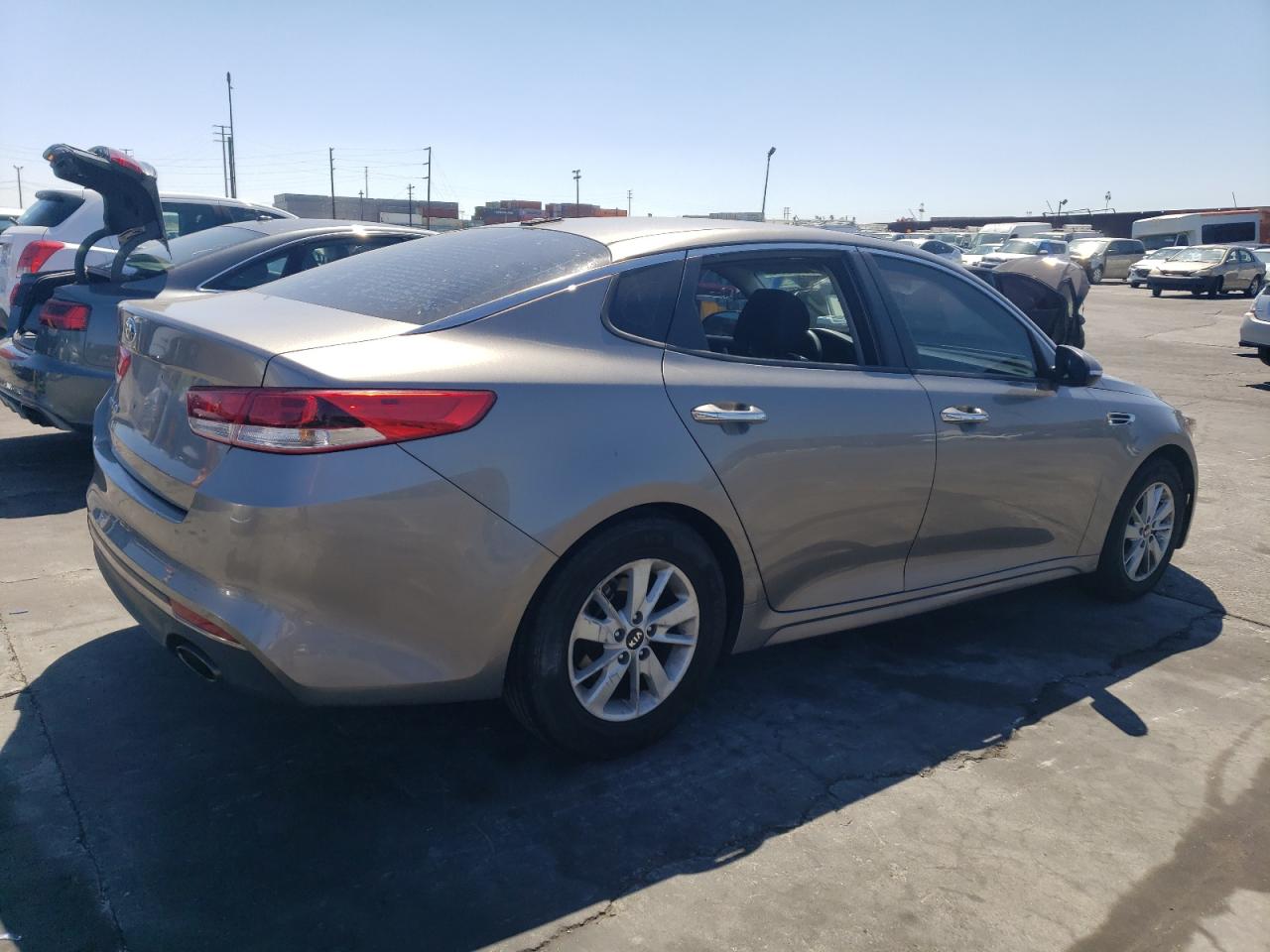 Image 3 of 2016 KIA OPTIMA LX 2016 with VIN 5XXGT4L37GG015137