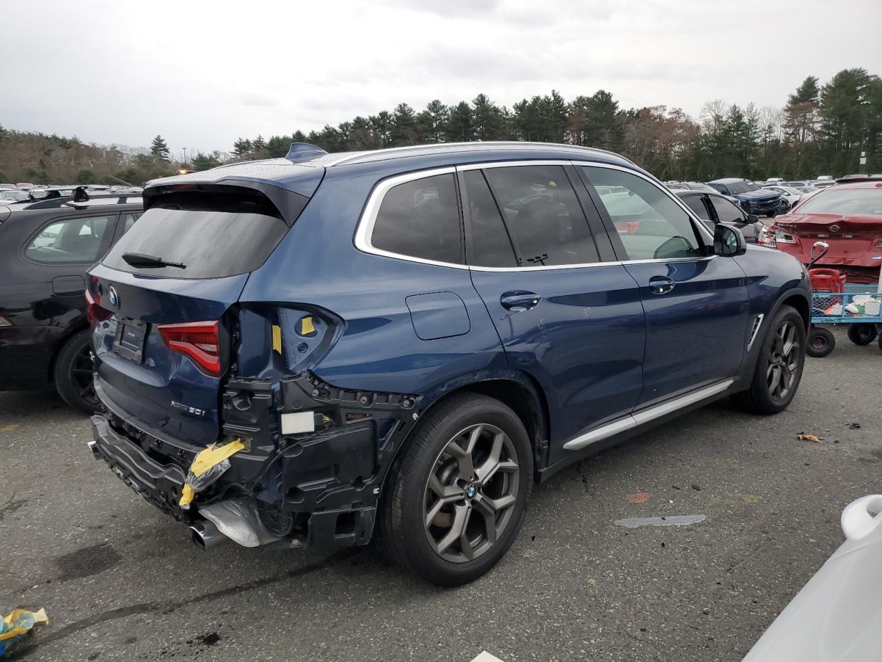 Image 3 of 2021 BMW X3 XDRIVE30I 2021 with VIN 5UXTY5C0XM9E87144