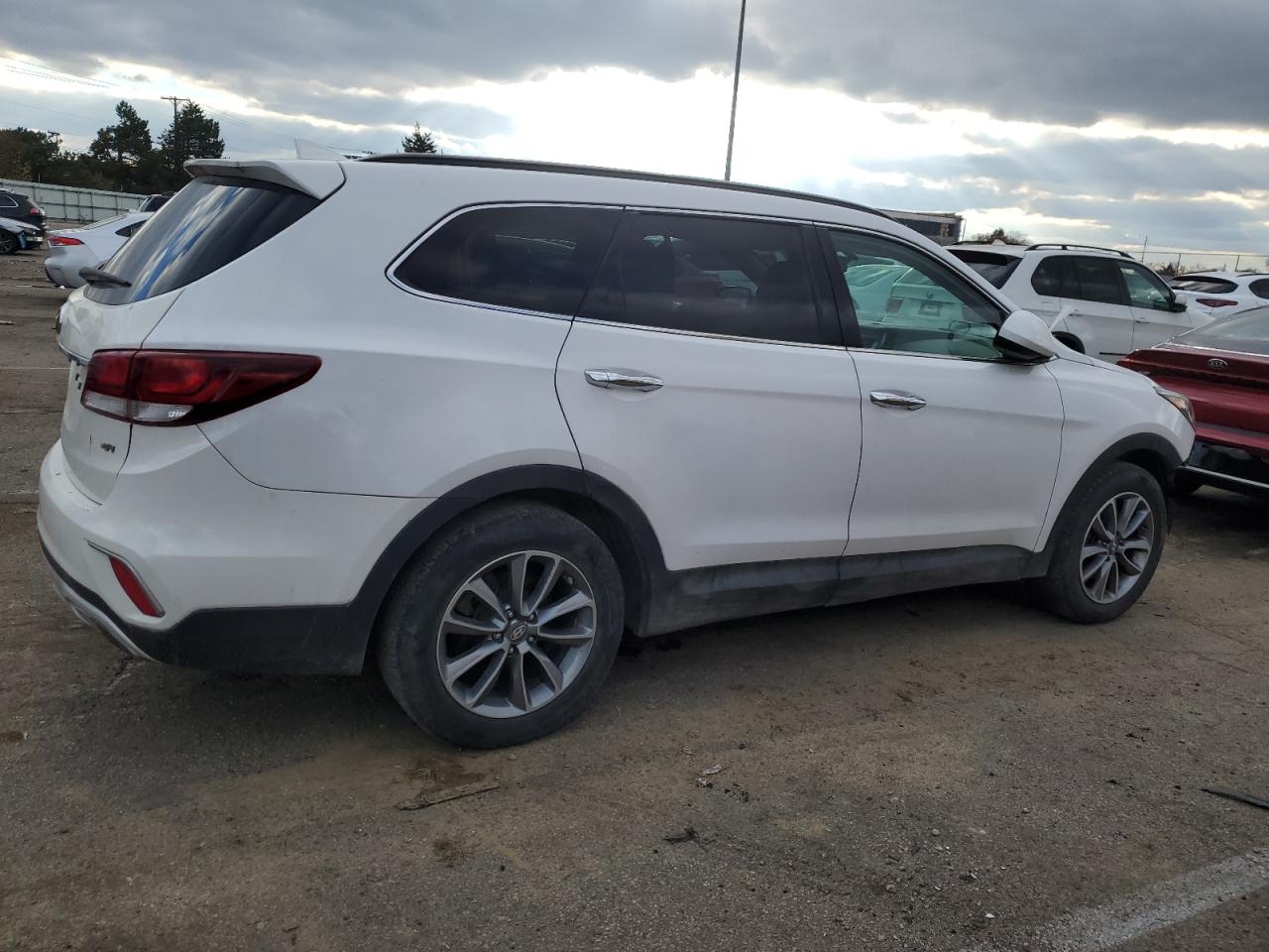 Obraz 3 z 2017 HYUNDAI SANTA FE SE 2017 z VIN KM8SMDHF3HU223775