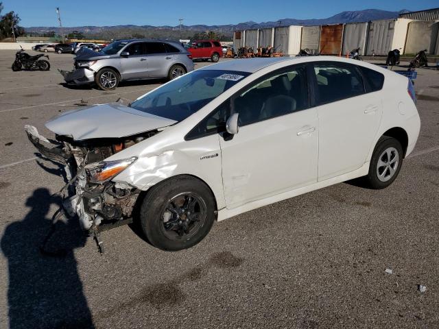 Image 1 of 2015 TOYOTA PRIUS  2015 with VIN JTDKN3DU9F1916672